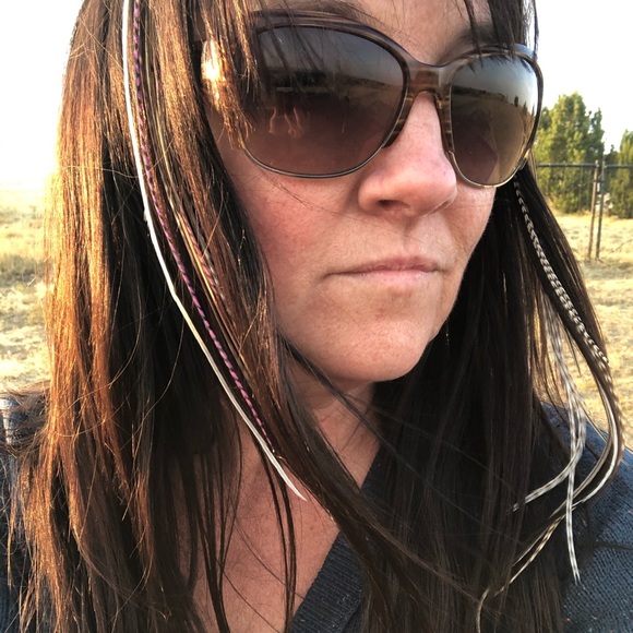 Meet your Posher, Cory - Picture 2 of 5